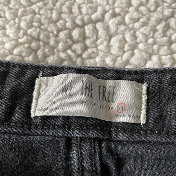 Free People We The Free Vintage Flare Jeans with Raw Hems Size 31 - Picture 4 of 8